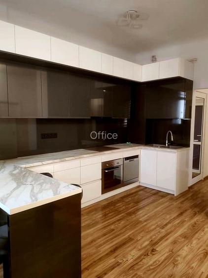Inchiriere apartament  3 camere, Centru zona Ntt Data ,Medicala III