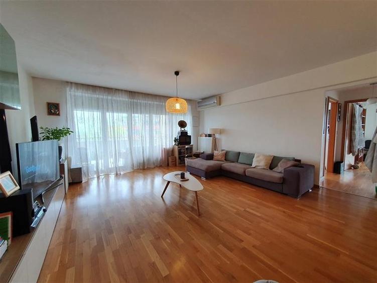 Apartament 3 camere Green Lake, terasa 20mp, garaj. - 1