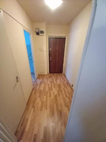 ETAJUL 2 ,ap.2 camere semidecomandat Cibinului 59500 - 1