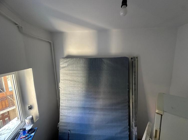 Garsoniera Bd. Dacia, bloc interbelic, risc 2, etajul 5, semimobilata - 9