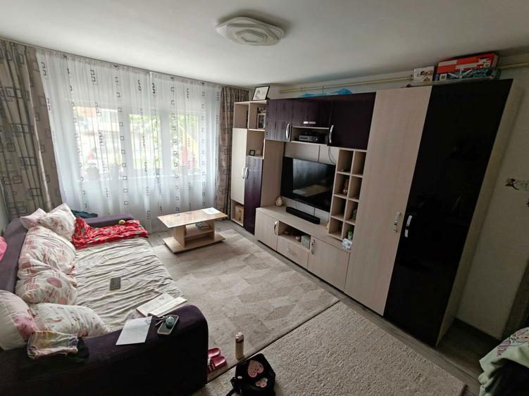 Apartament 2 camere etaj 1 zona Gara renovat complet - 7