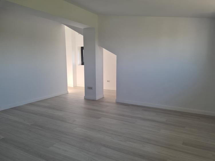 OMNIA-Proprietati alese! Vila in duplex. Aproape de tot ce conteaza. Pentru tine - 33