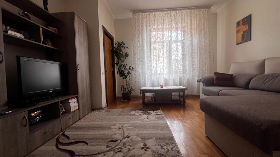 Casa cu Istorie și teren generos+clădire pentru afacere sau Evenimente-Hălchiu - 5