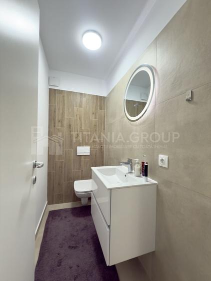 Apartament modern 3 camere, etaj intermediar + parcare - zona Coresi - 10