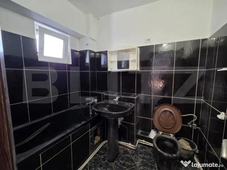 Apartament de vanzare, 69.36 mp, zona Micro 16 - 4