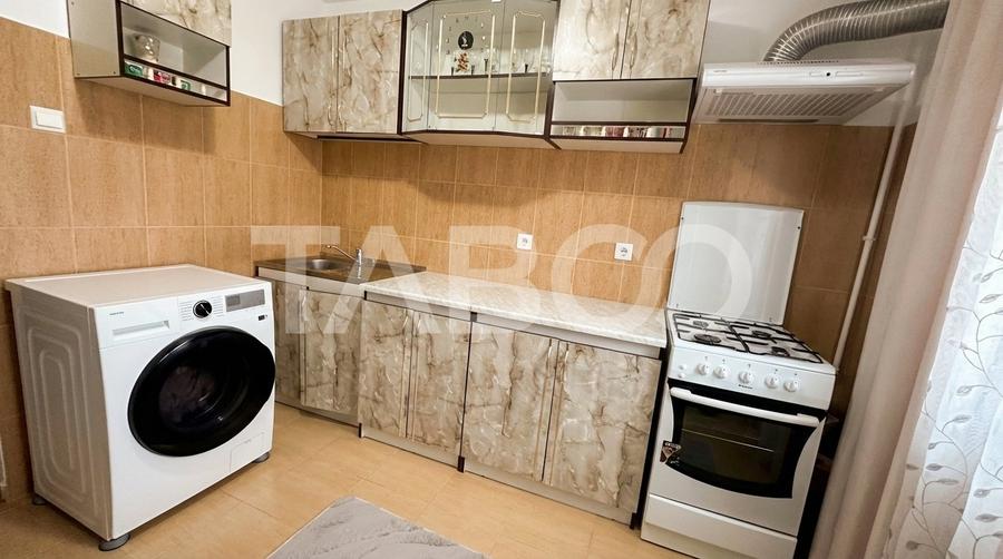 Garsoniera decomandata de vanzare etaj 1 zona Lupeni Sibiu - 2