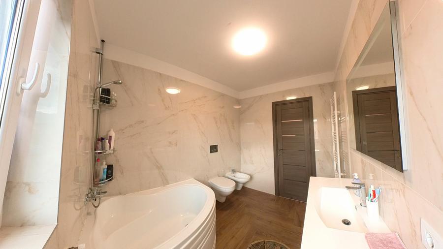 Casa cu beci, mobilata si utilata - 5