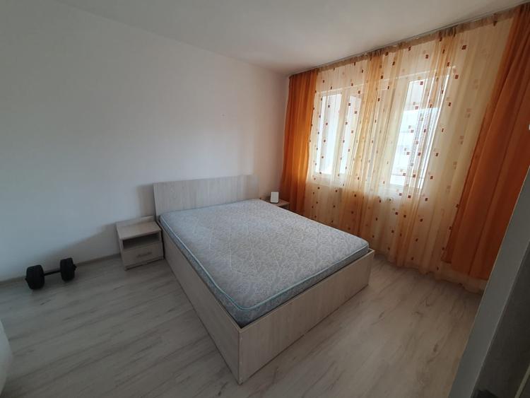 Apartament 2 camere, semidecomandat, 56 mp, ac, balcon, metrou, Titan - 1