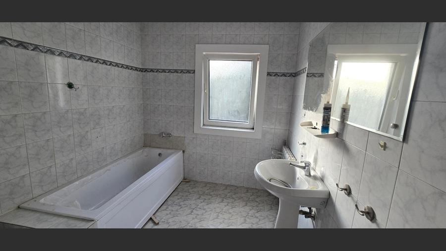 Casă cu 5 camere | Zona Lipovei | - 33