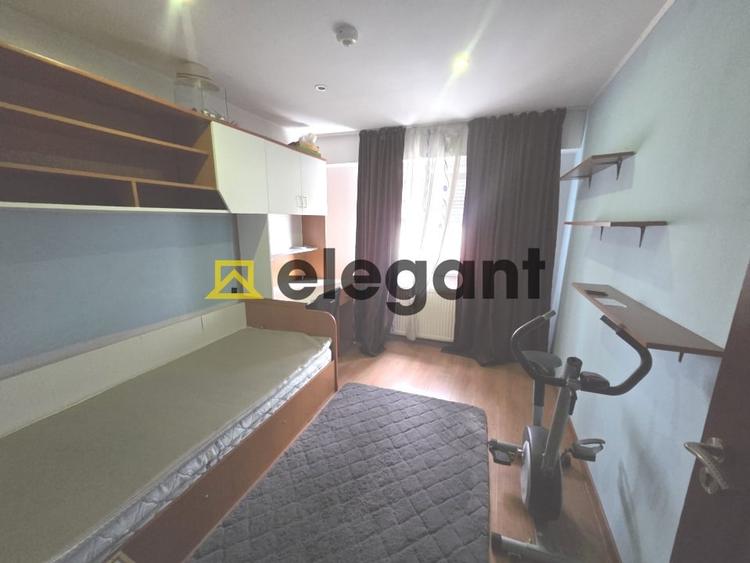 Apartament cu 3 camere decomandat, mobilat în Sărari