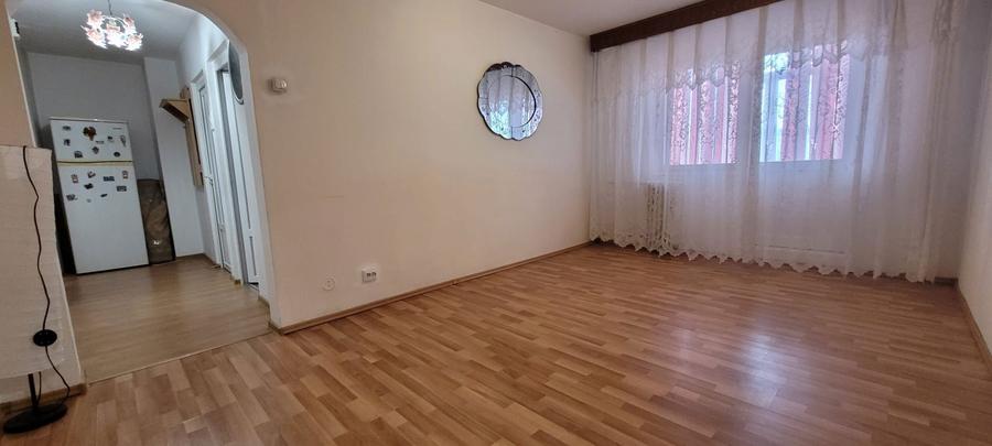 Vand apartament zona Narcisa - 2