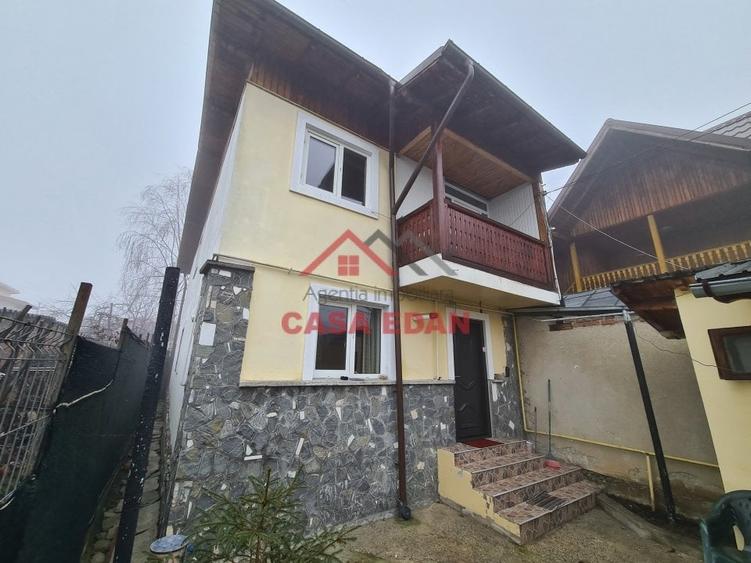 ●Casa in Campina,ultracentral,5 camere,an 2008, 120.000e● - 1