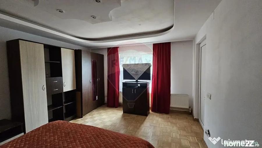 Casă cu 5 camere cu Teren 526 Mp în Chilișeni