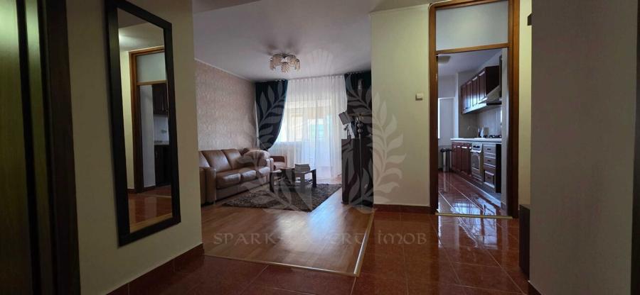 //3 CAMERE// ULTRACENTRAL// - 2