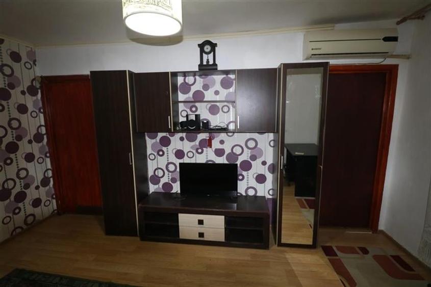 Garsoniera zona Tipografilor - 2