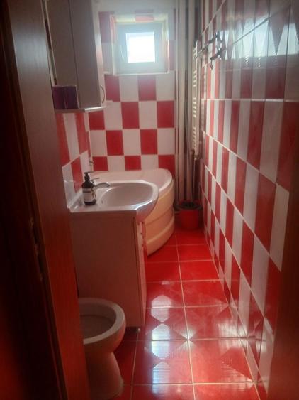 Inchiriez apartament 2 camere , 350 euro - 1