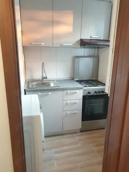 Garsoniera Postavarului Titan - 4