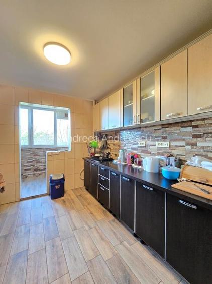 3 camere ctie 1981 mobilat utilat liber Brancoveanu - Luica