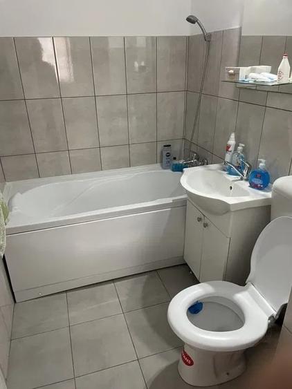 Apartament cu 2 camere, etajul 3/10, zona Podu Ros - 5