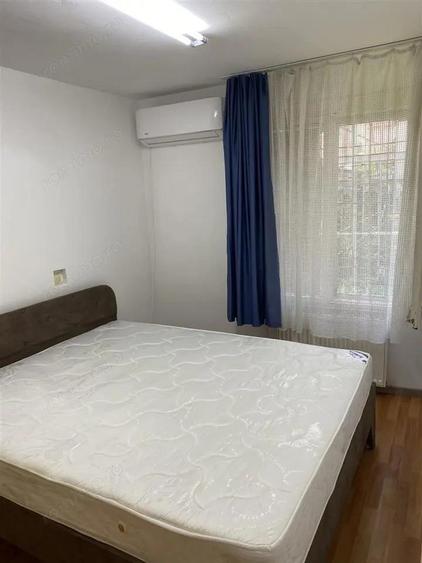 Vanzare apartament de doua camere zona Pacii - 2