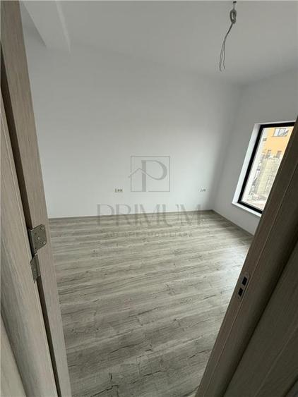 Duplex cu 5 camere - zona centrala - la cheie. - 3