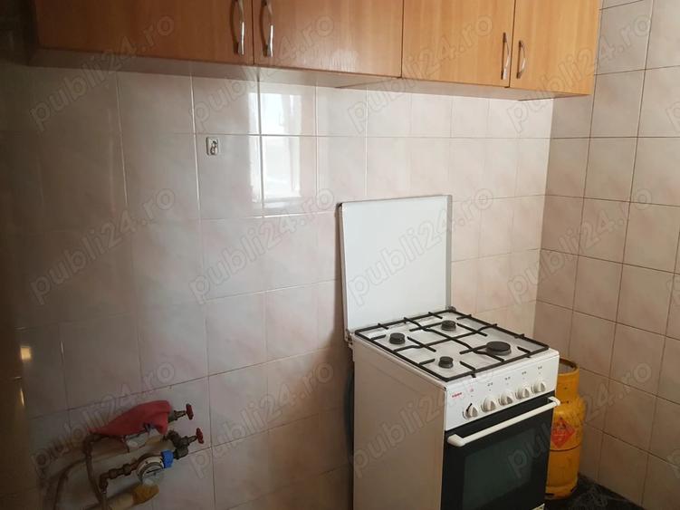 Inchiriez garsoniera - 1