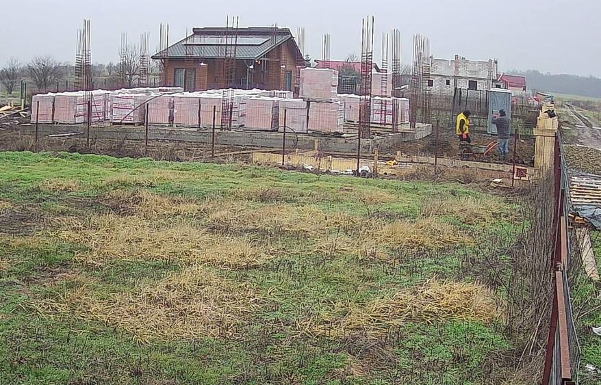 Teren intravilan la padure | Investitie | Teghes, Domnesti - 1