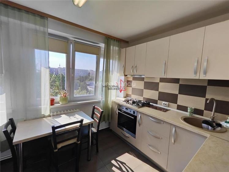 Vanzare apartament 3 camere in Titan-  7 min Metrou !!!