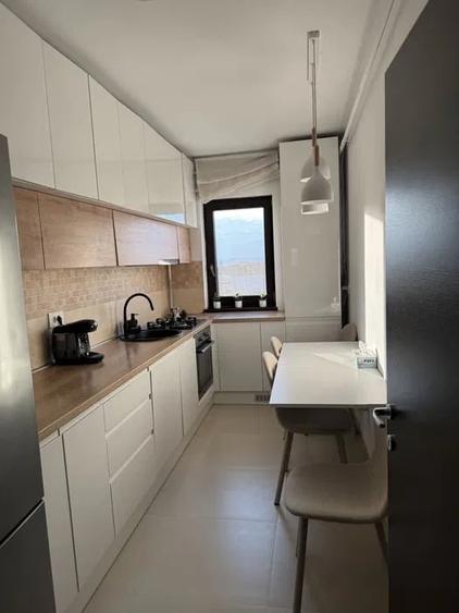 APARTAMENT 3 CAMERE, DECOMANDAT, MOBILAT SI UTILAT, BOXA, LOC PARCARE, LA CHEIE - 6