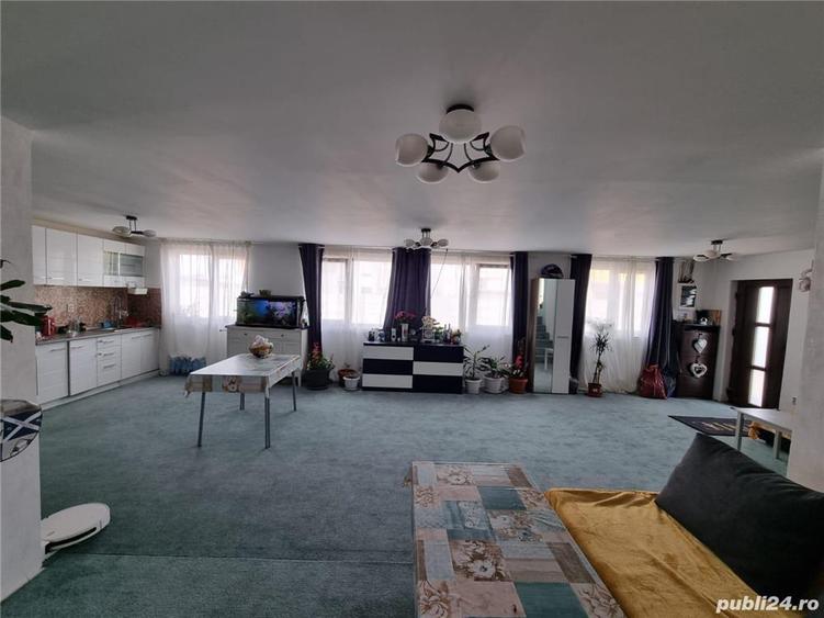 Vila de vanzare mult sub pretul pie?ei - 8