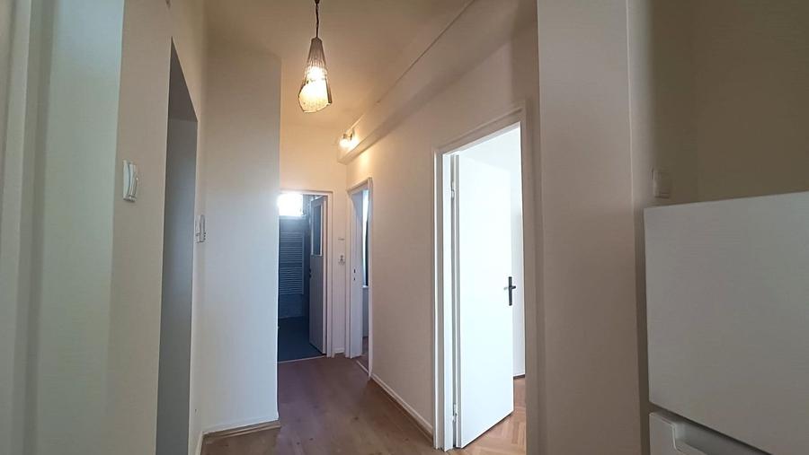 Apartament cu 2 dormitoare in Plopilor - 4