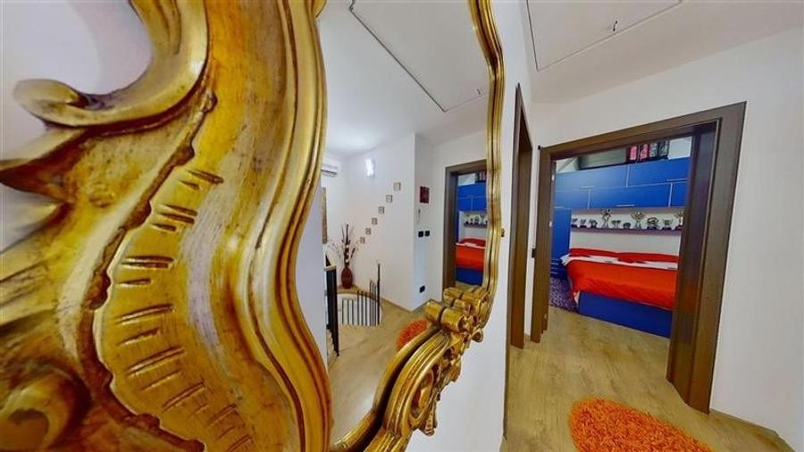 TUR 3D! Refugiu rafinat in Schei, Casa cu 3 camere amenajata cu stil, Brasov - 9