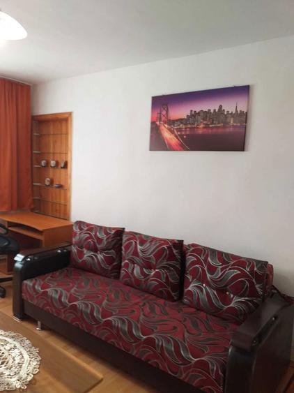 Proprietar vand apartament 2 camere - 1