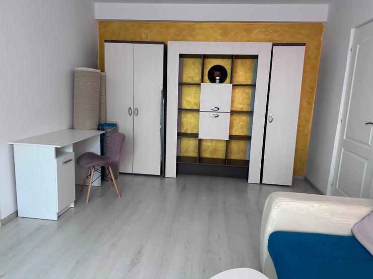 Apartament cu 2 camere semidecomandat în Tudor Vladimirescu