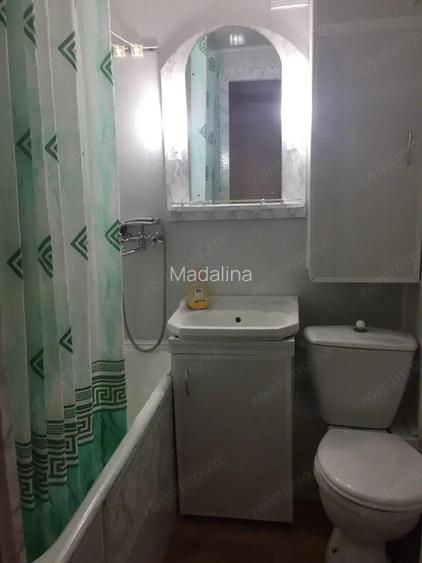 Garsoniera in zona Girocului