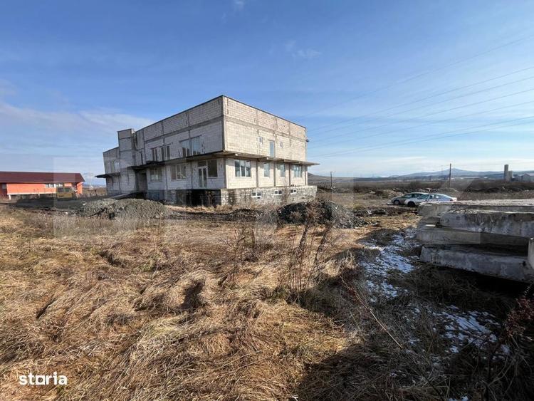 Cladire Comerciala/Pensiune - Zona Teraplast - Front 96 ml + Teren - 4