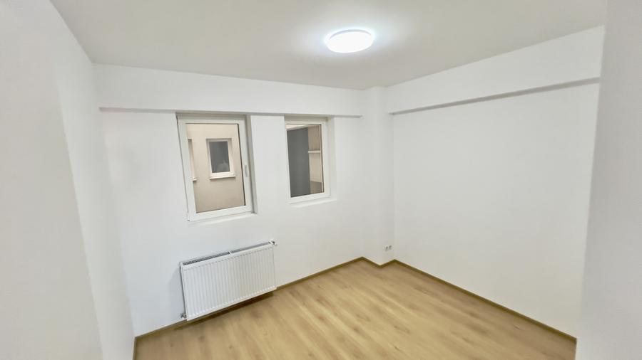 Unirii / 13 Septembrie / Casa Poporului / Hotelul Marriott / Bloc 2022 - 17