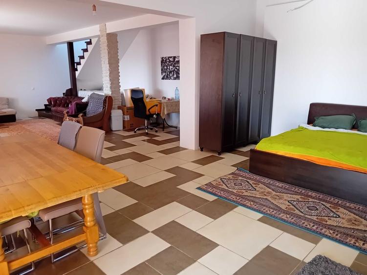 Apartament la parterul unei vile | 70 mp | 2 parcari | Iris - 1