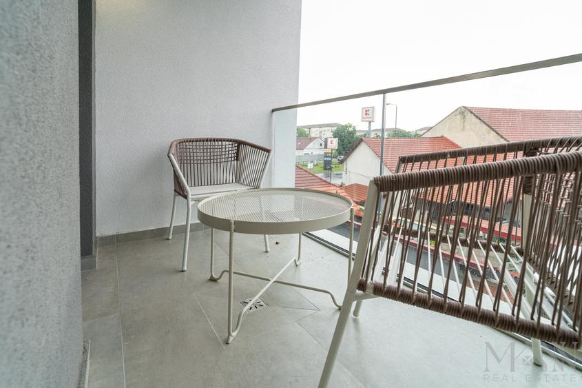 Apartament 2 camere, terasa | De închiriat | Bloc Verde, str. Clujului - 9