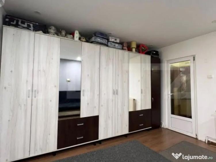 Garsoniera de vanzare, decomandata , zona Micro 3 - 7