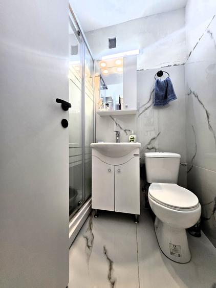 Vanzare apartament 3 camere / Rahova / Al. Costinesti / etaj  2 /4  / comision 0 - 9