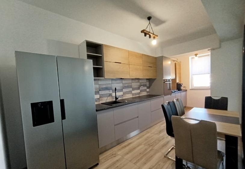 proprietar Tomis Nord, bloc nou, 3 cam dec, bucatarie separata Mobilat - 1