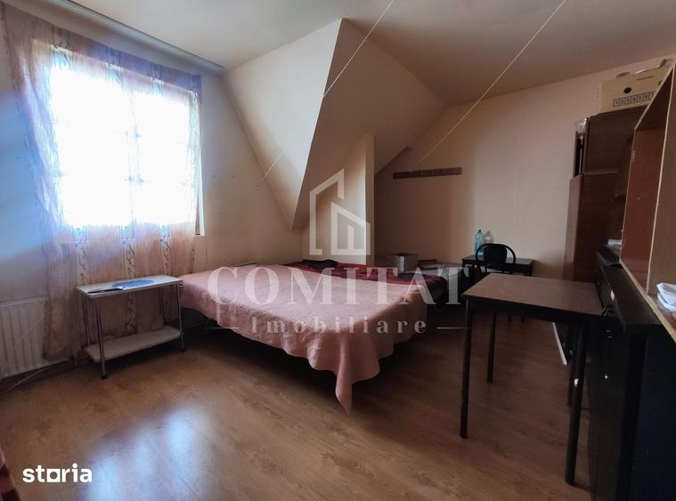 Casă cu 6 camere cu Teren 125 Mp în Central
