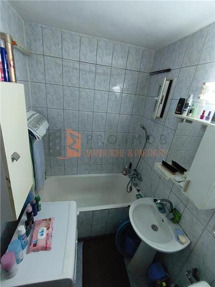 Garsoniera decomandata zona Unirii Sud - 6