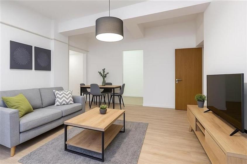 Rezidential/ Investitional: apartament 2 camere si garaj propriu,Central,Brasov. - 2