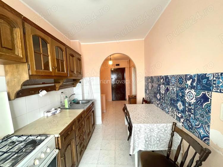 De inchiriat 2 camere Olimpia, Camera de Comert