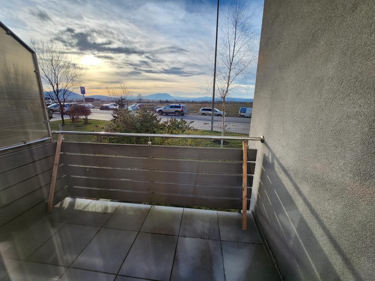 Apartament 2 camere str.  Egretei, decomandat, parter, beci, parcare,  88,5 mp. - 8