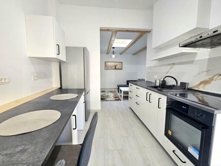 Casă cu 2 camere cu Teren 20 Mp în Central