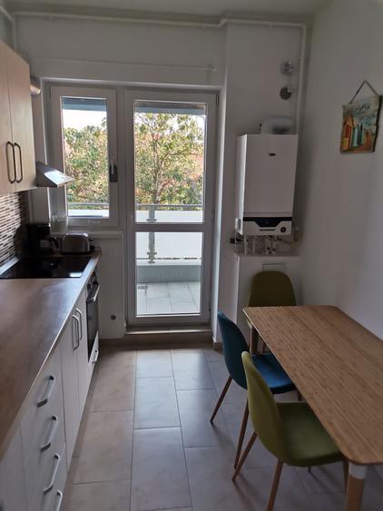 Inchiriez apartament 2 camere - 7