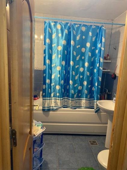 Apartament 3 camere zona Scolii 8 - 9